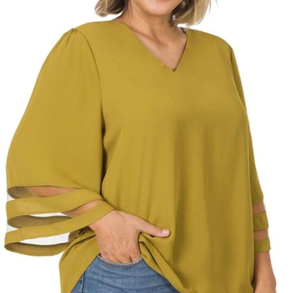 PLUS WOVEN WOOL PEACH MESH PANEL 3/4 BELL SLEEVE